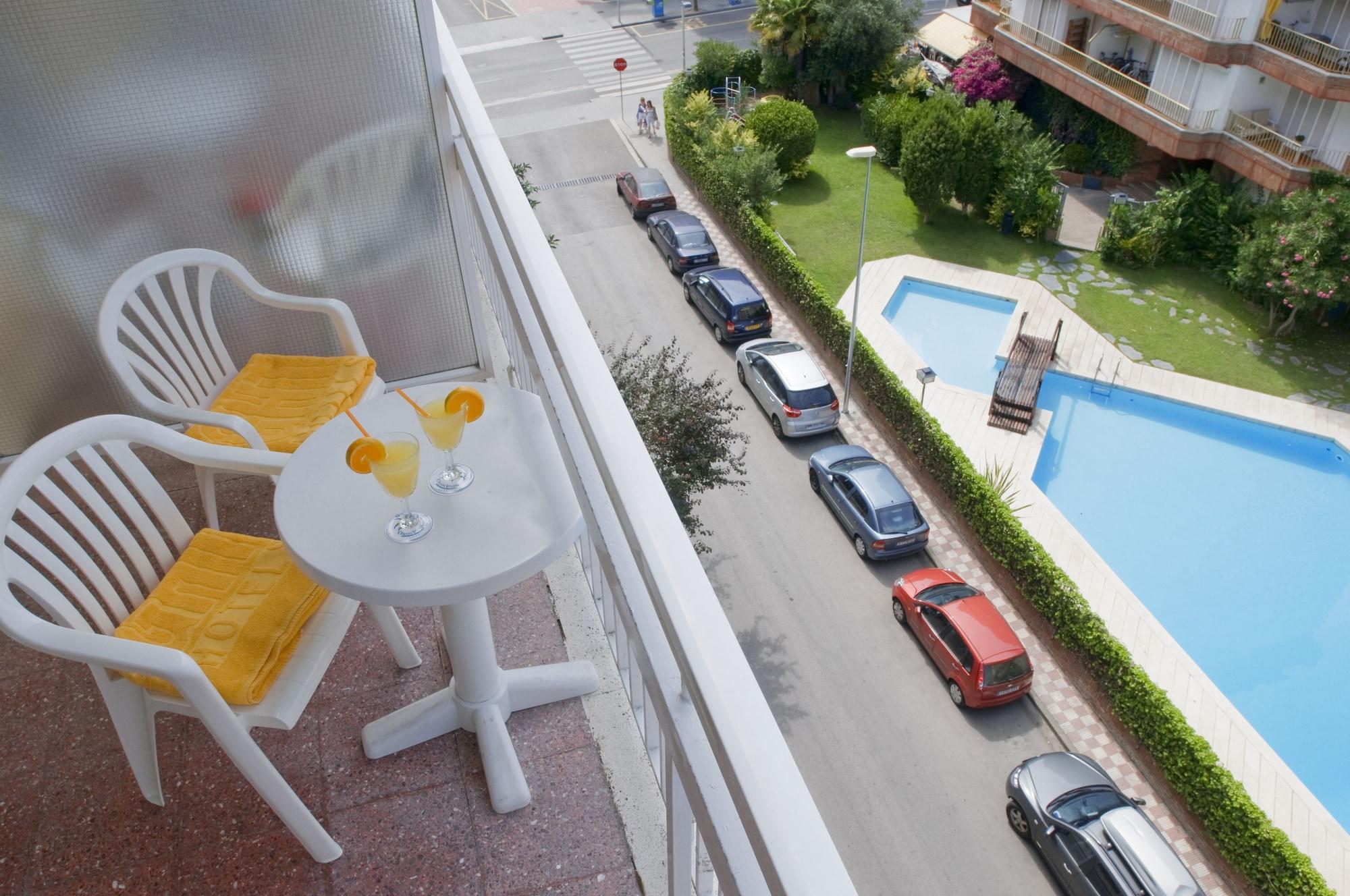 Ght Oasis Park & 4*