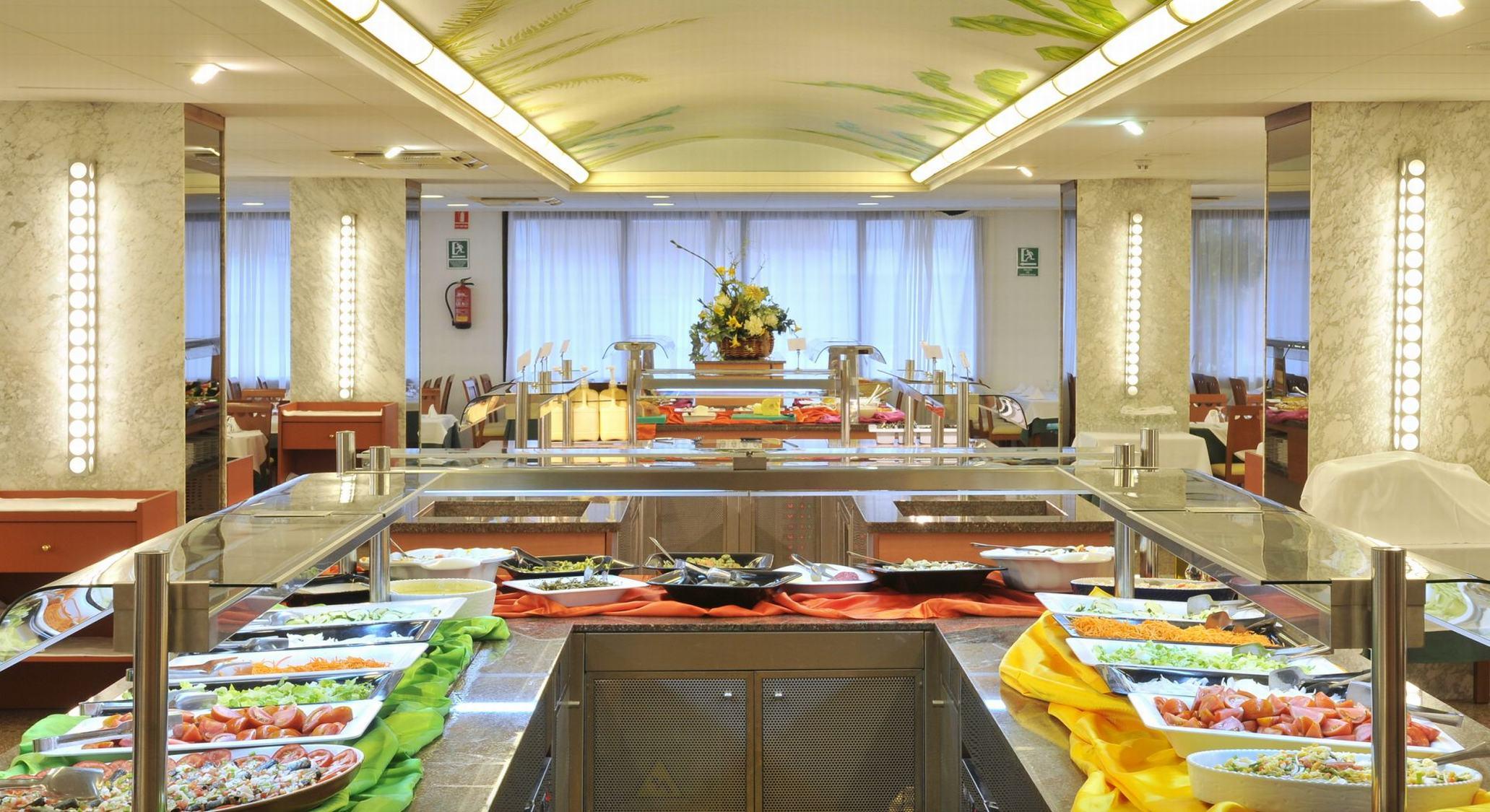 Ght Oasis Park & 4*