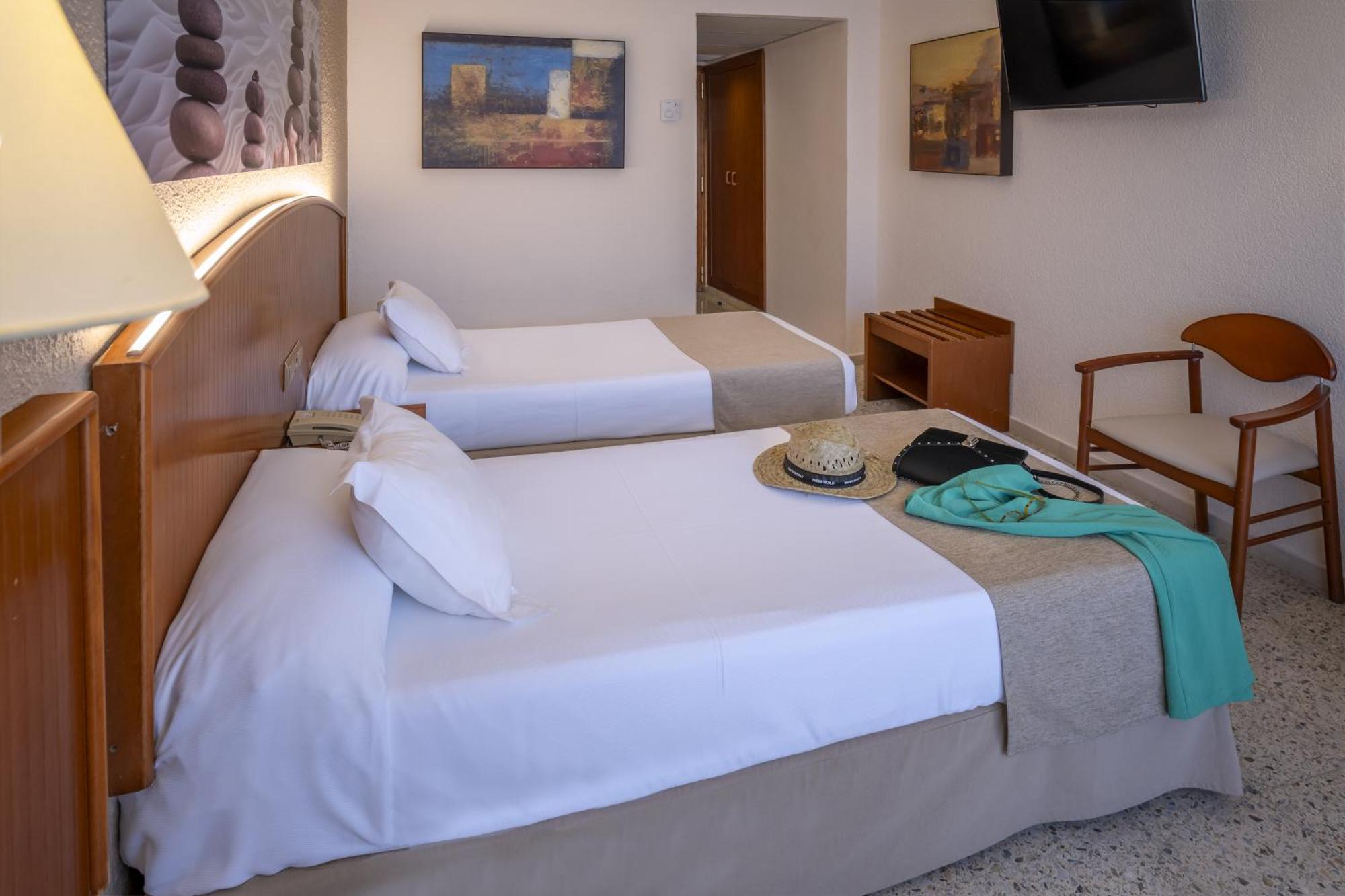 Ght Oasis Park & Hotel 4*