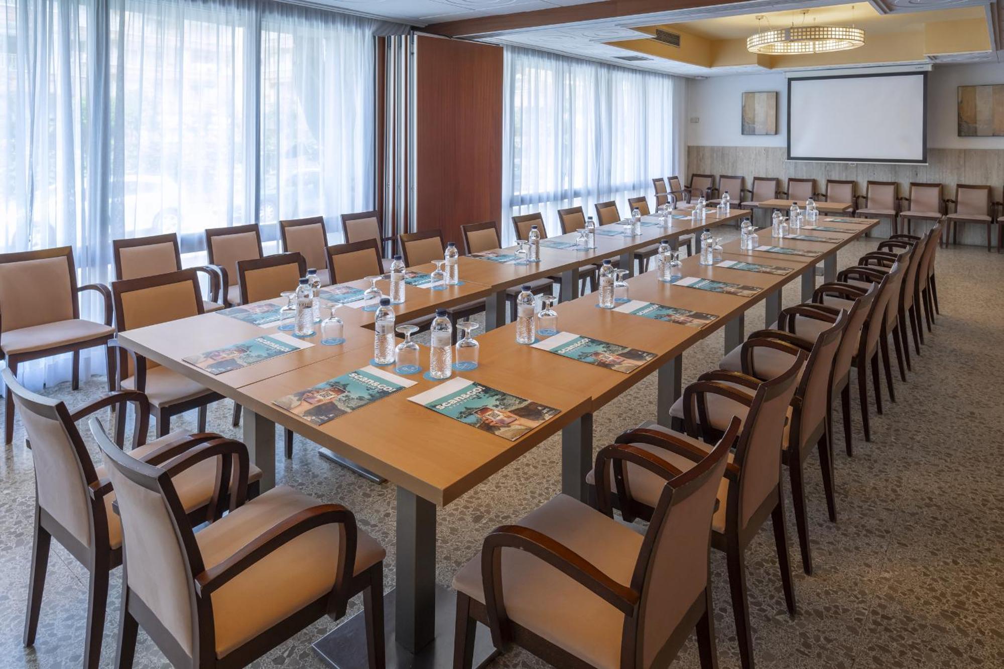 Ght Oasis Park & 4* Lloret de Mar