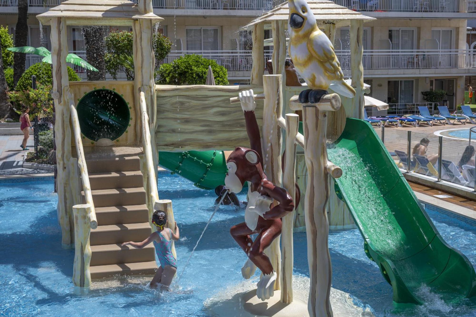 Hotel Ght Oasis Park & 4*